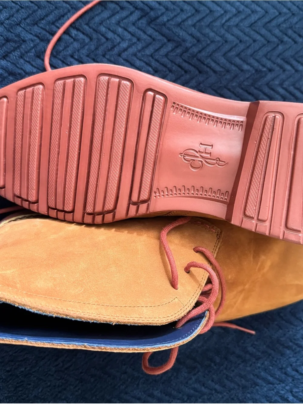🔥 NWT Cole Haan Men's Chukka Boots in US size 9, sold only as bundle!! - Picture 5 of 5